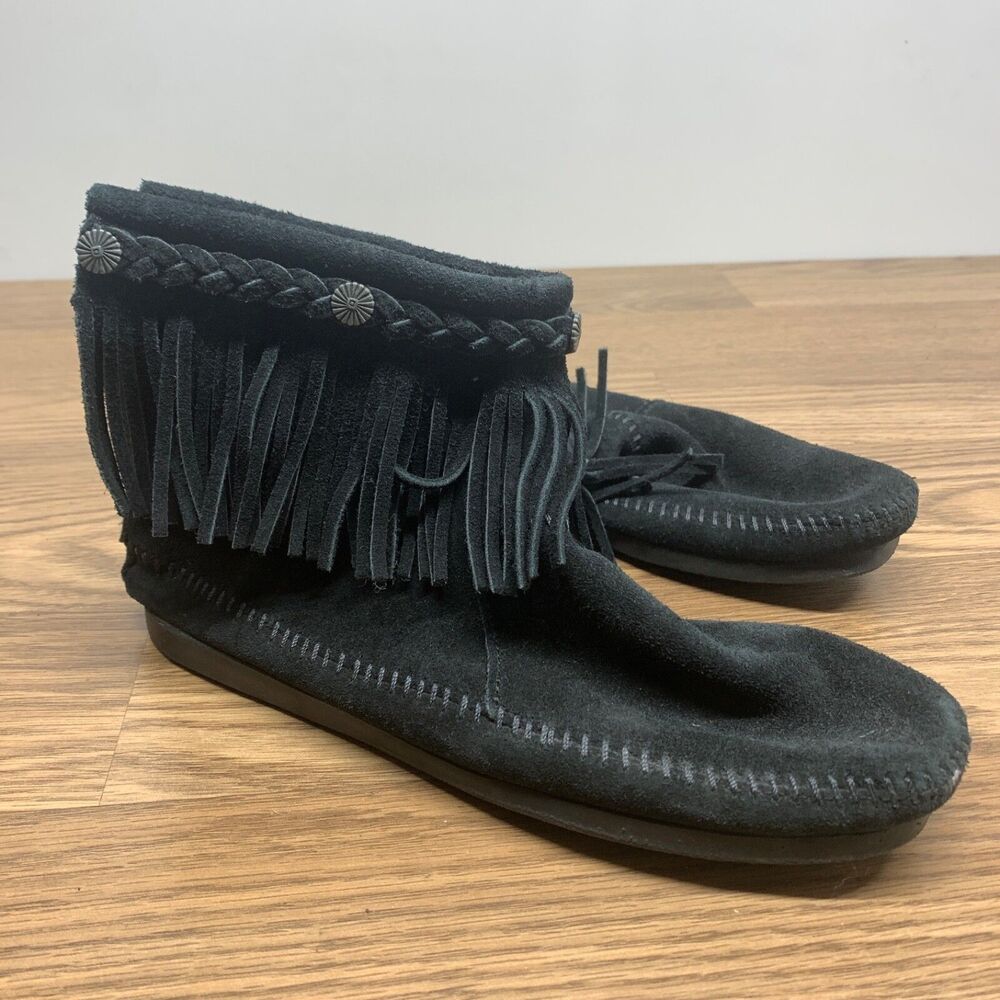 Minnetonka Black Fringe Ankle Boots Moccasin Leather Hippie Boho Shoe Womens 9.5